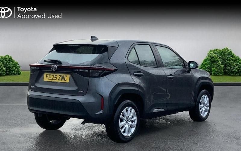 Used Toyota Yaris Hybrid 116 HP (85 kW) 2025 Decuma grey Estate