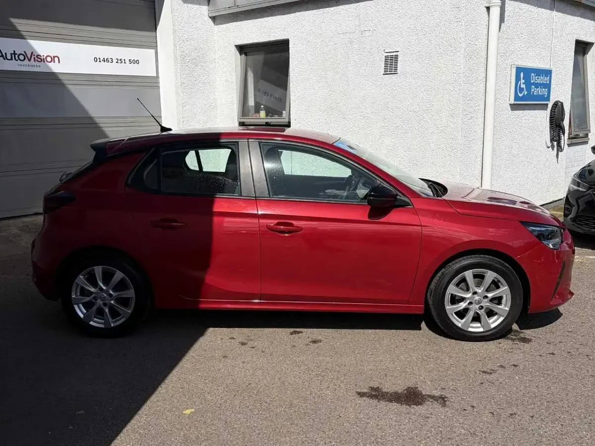 Used Vauxhall Corsa Design Edition 74 HP (54 kW) 2023 Red Hatchback