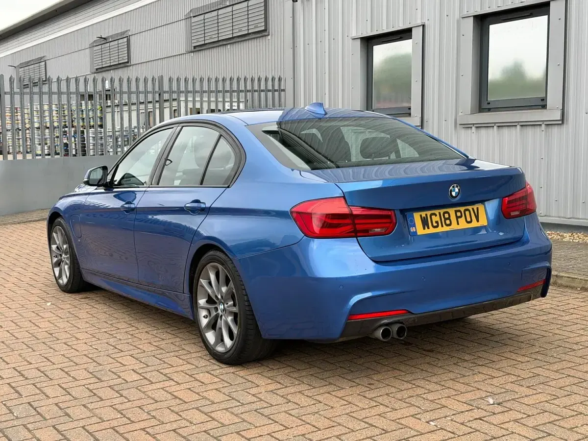 Used BMW 330e M Sport 2018 Blue Sedan