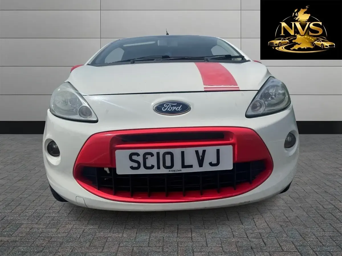 Used Ford Ka 69 HP (50 kW) 2010 White Hatchback