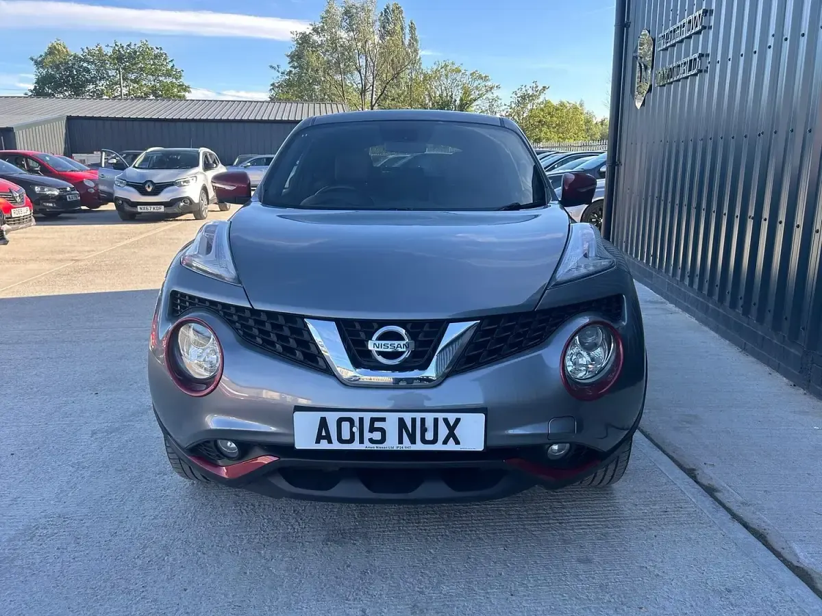 Used Nissan Juke Tekna 117 HP (86 kW) 2015 Grey SUV