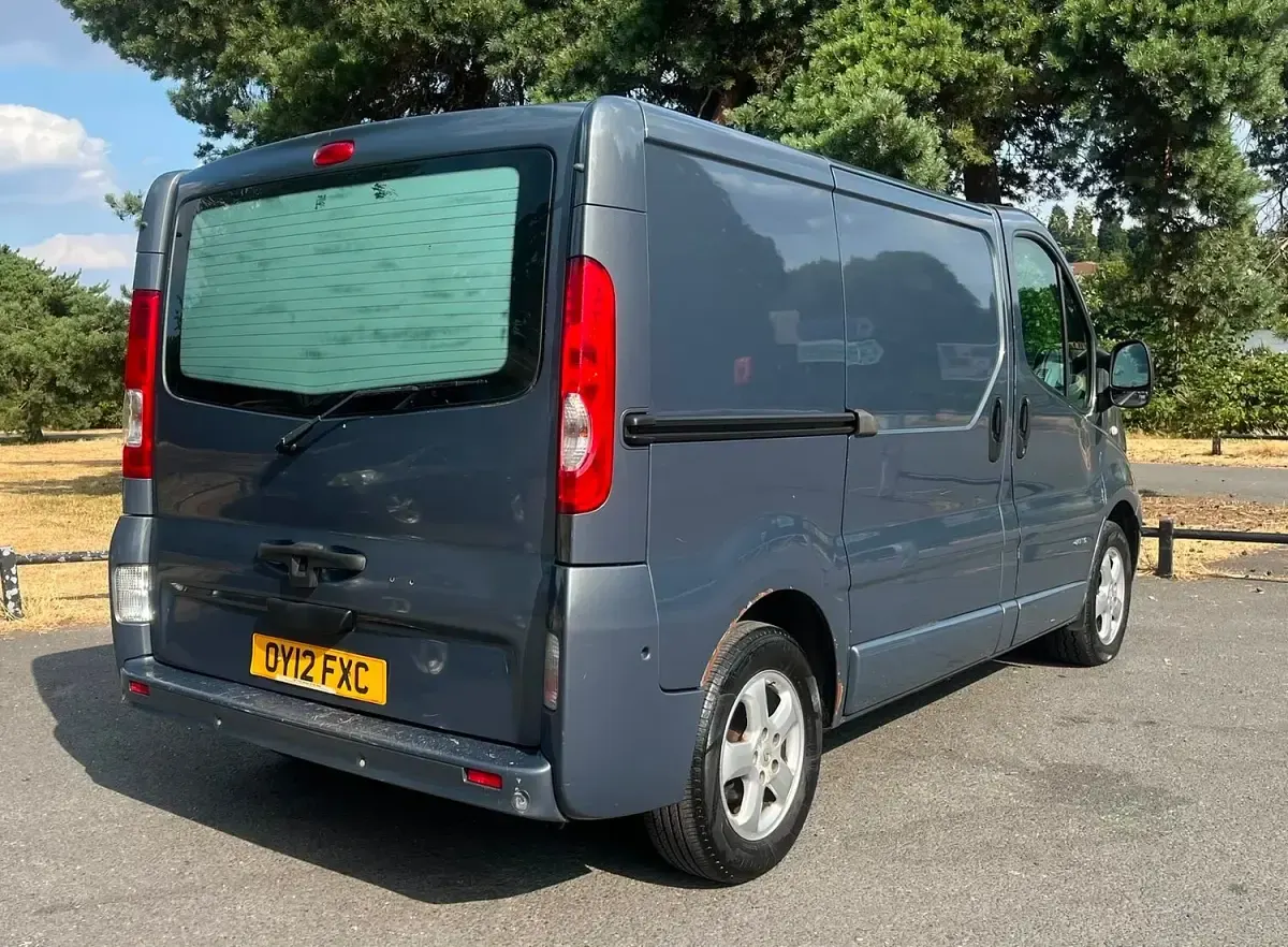 Used Renault Trafic 115 HP (84 kW) 2012 Grey MPV