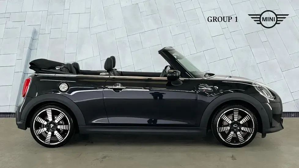 Usado Mini Cooper S Exclusive 176 HP (129 kW) 2022 Preto Citadino