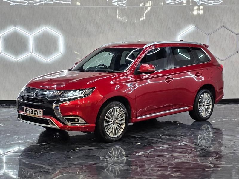 Used Mitsubishi Outlander P-HEV 2018 Red Estate