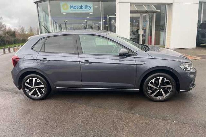 Used VW Polo 95 HP (69 kW) 2024 Hatchback