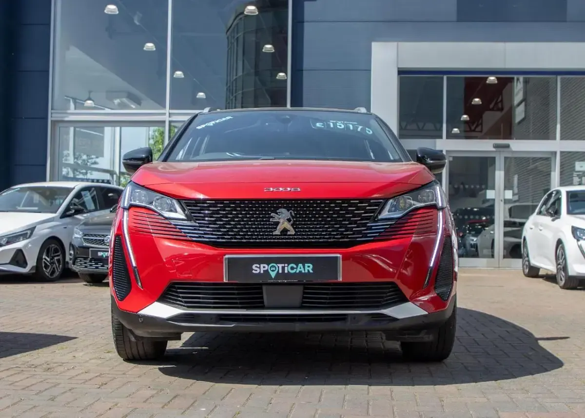 Used Peugeot 3008 GT 129 HP (94 kW) 2022 Red SUV