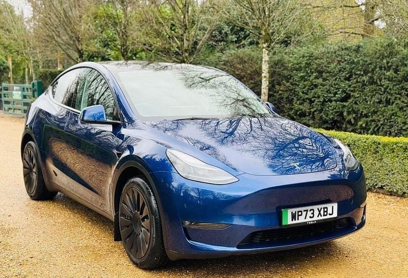 Used Tesla Model Y RWD 219 kW (299 HP) 2023 Blue SUV