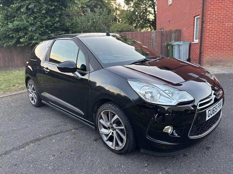Used Citroën DS3 Cabriolet 165 HP (121 kW) 2015 Black Cabriolet
