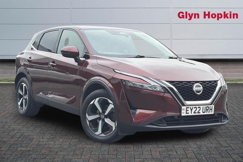 Used Nissan Qashqai N-Connecta 2022 Red SUV