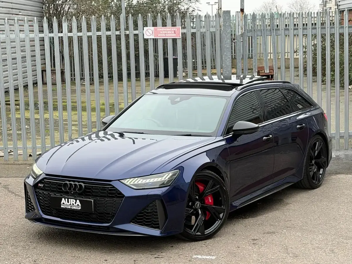 Used Audi RS6 Comfort 600 HP (441 kW) 2021 Blue Estate