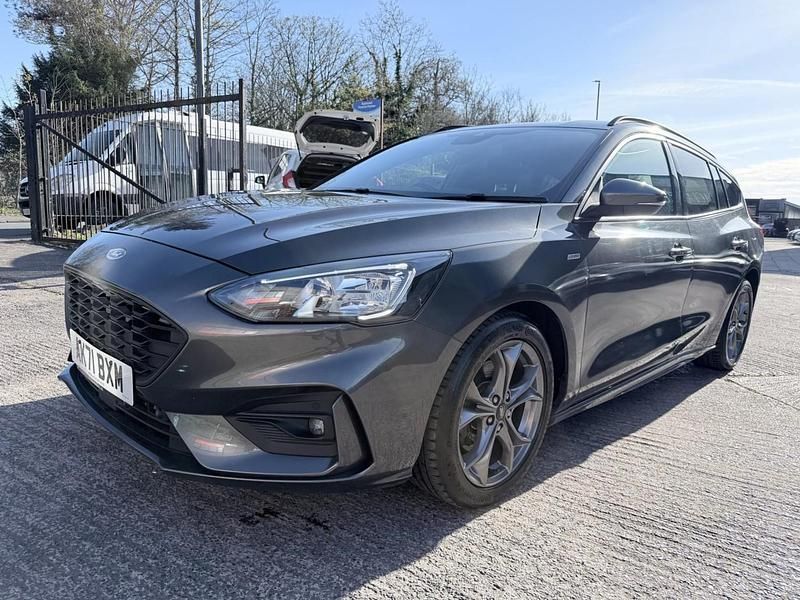 Used Ford Focus ST-Line 120 HP (88 kW) 2021 Grey Estate