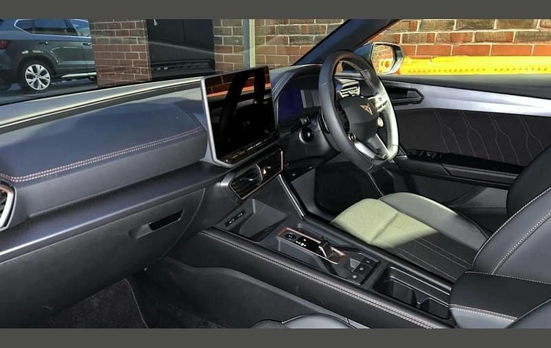 Used Cupra Leon 147 HP (108 kW) 2025 Grey Hatchback