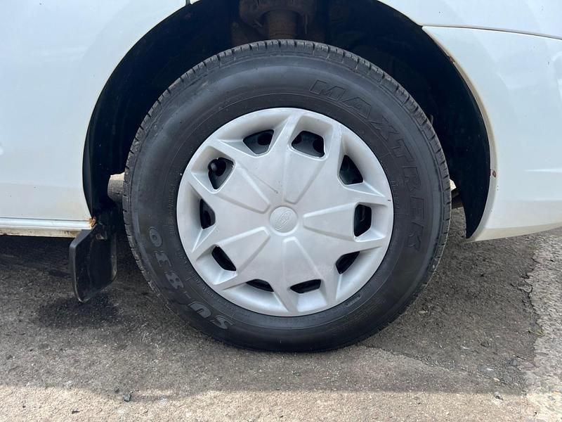 Used Ford Transit Custom Trend 130 HP (95 kW) 2017 White Estate