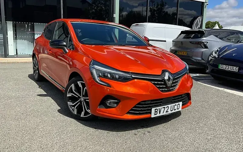 Used Renault Clio Techno 90 HP (66 kW) 2022 Hatchback