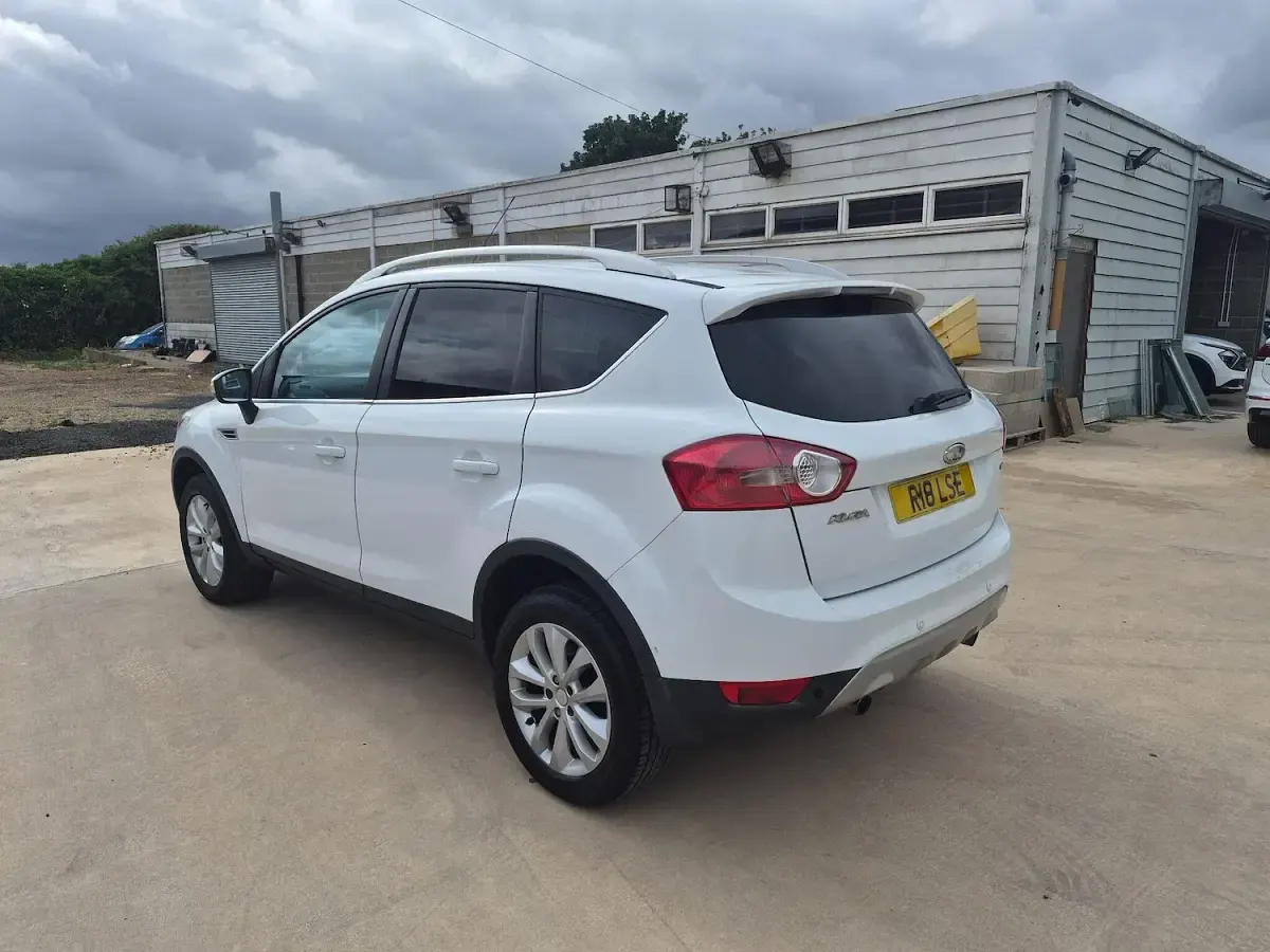 Used Ford Kuga Titanium 2010 White SUV