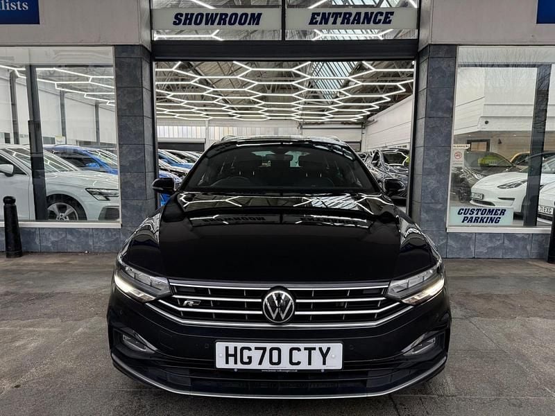 Used VW Passat R-line 150 HP (110 kW) 2020 Black Estate
