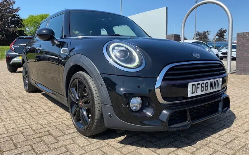 Used Mini Cooper Hatch 136 HP (100 kW) 2020 Hatchback