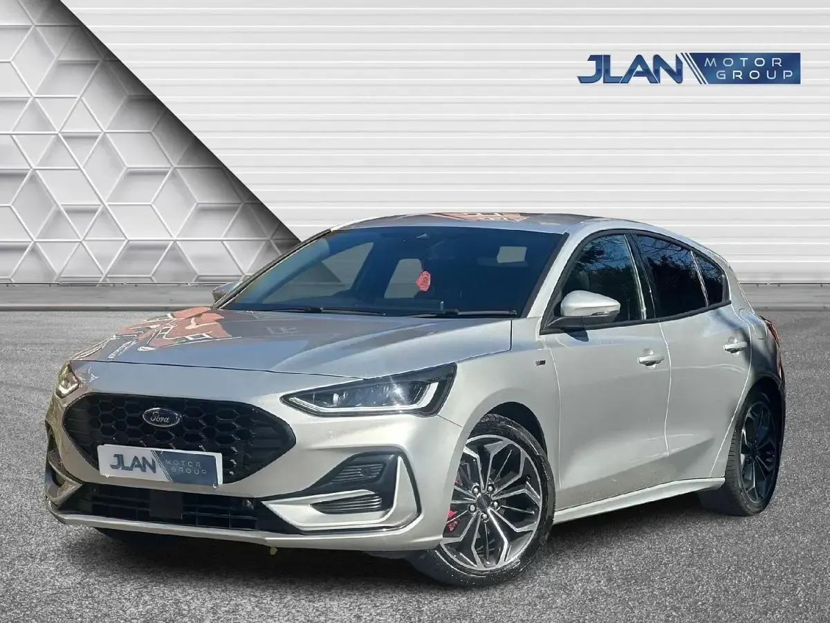 Used Ford Focus ST-Line X 2023 Silver Hatchback