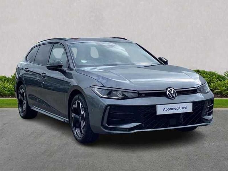 New 2025 VW Passat R-line | £39,989 - Image 1/4