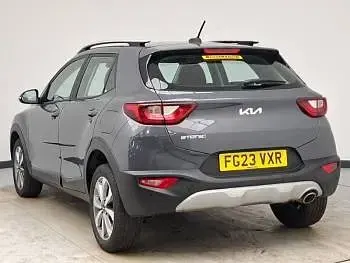 Used Kia Stonic 99 HP (72 kW) 2023 Grey SUV