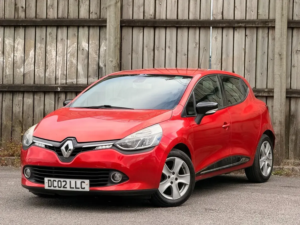 Used Renault Clio Dynamique 2013 Red Hatchback