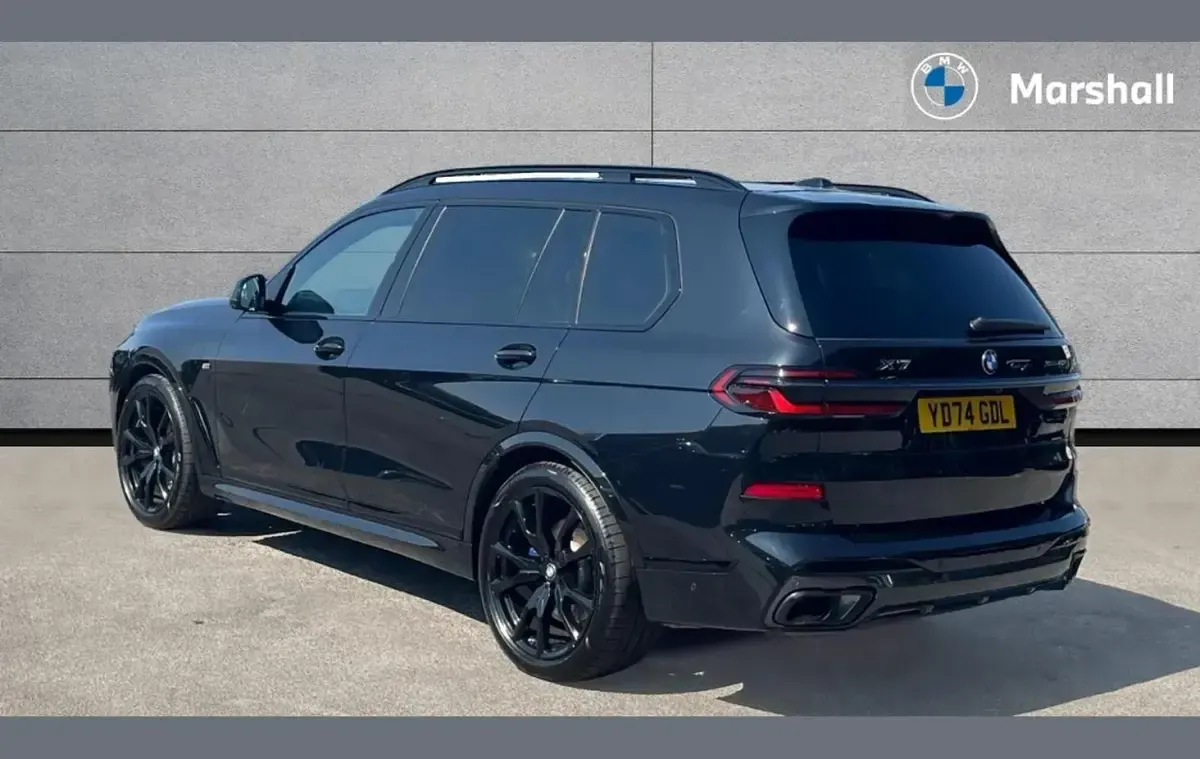 Used BMW X7 M Sport 380 HP (279 kW) 2025 Black SUV