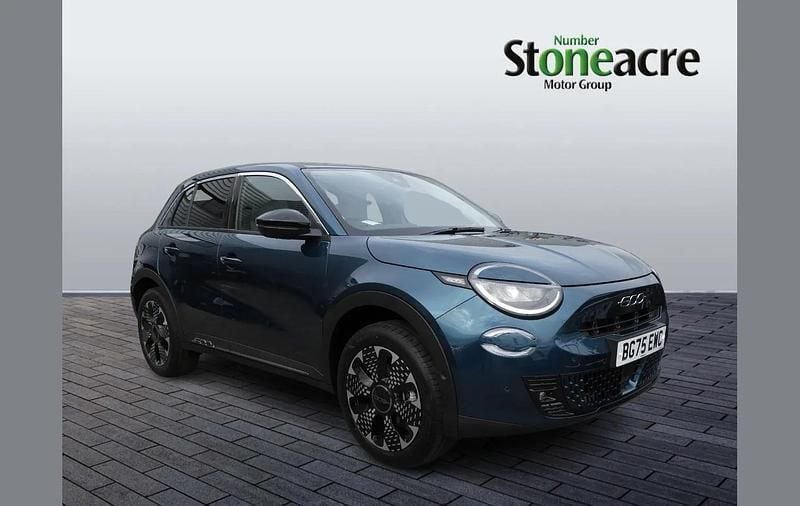 Green New 2025 Fiat 600 La Prima SUV | £21,495 - Image 1/4