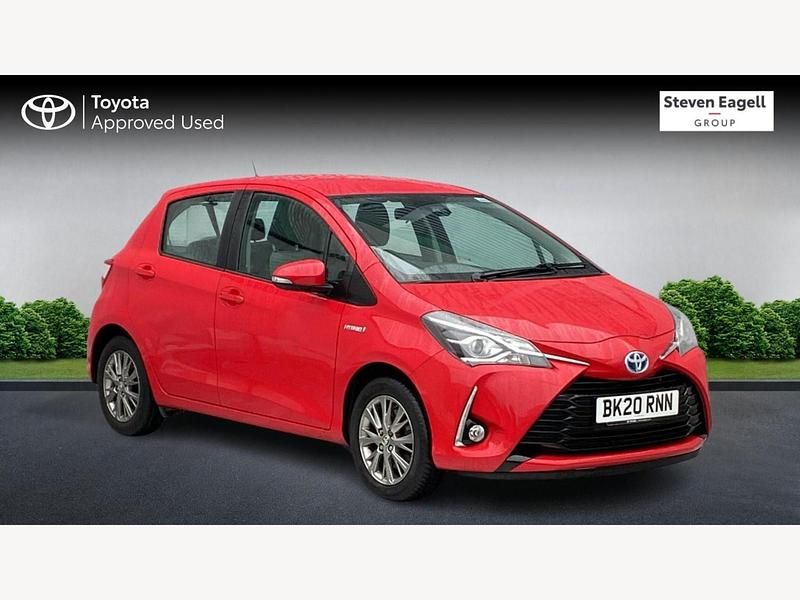 Red Used 2020 Toyota Yaris Hybrid Hatchback | £13,965 (Good price) - Image 1/3