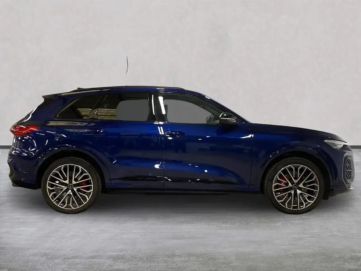 Used Audi Q5 Performance 367 HP (269 kW) 2025 Blue SUV