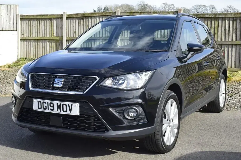 Used Seat Arona SE Technology 115 HP (84 kW) 2019 Black SUV