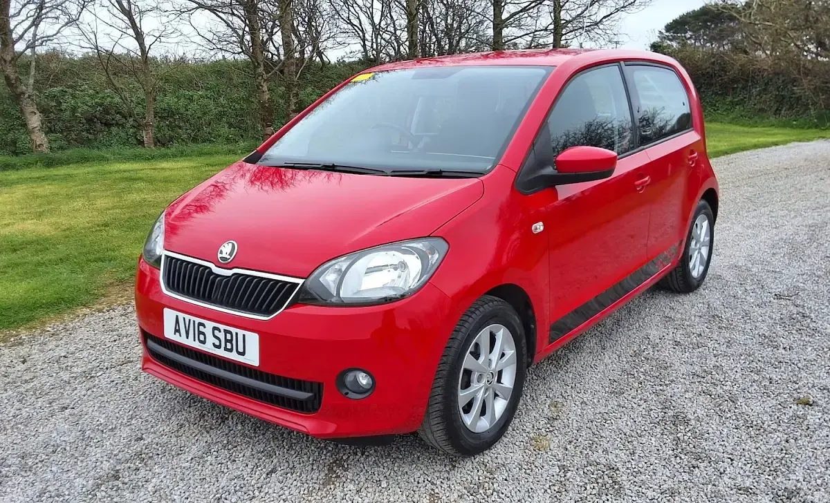 Used Skoda Citigo SE L 75 HP (55 kW) 2016 Red Hatchback
