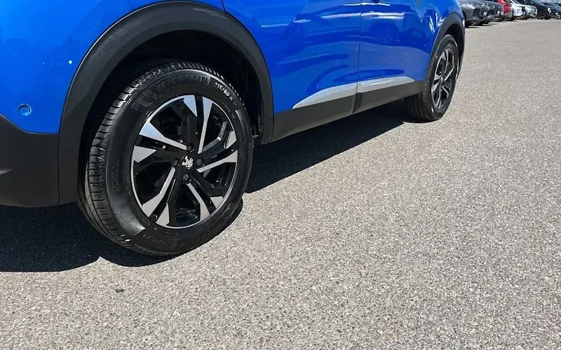 Used Peugeot 2008 GT 131 HP (96 kW) 2021 Blue SUV