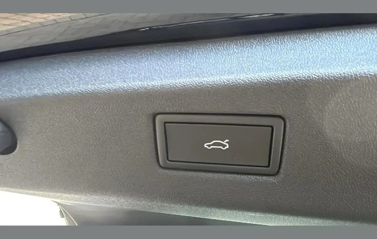 New VW ID.7 GTX 250 kW (340 HP) 2025 Black Hatchback