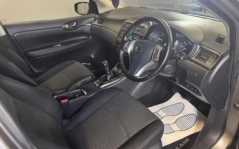 Used Nissan Pulsar Acenta 110 HP (80 kW) 2015 Grey Hatchback