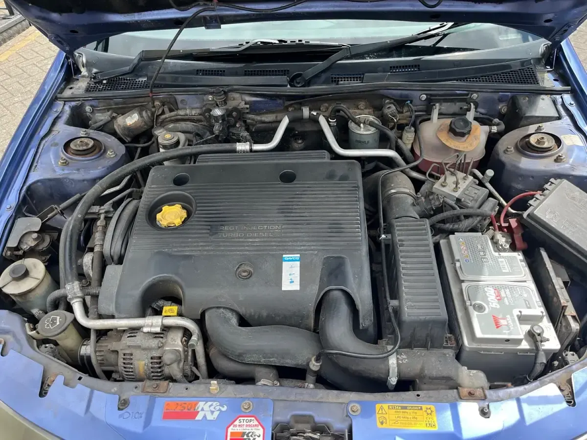 Used Rover 25 101 HP (74 kW) 2004 Blue Hatchback