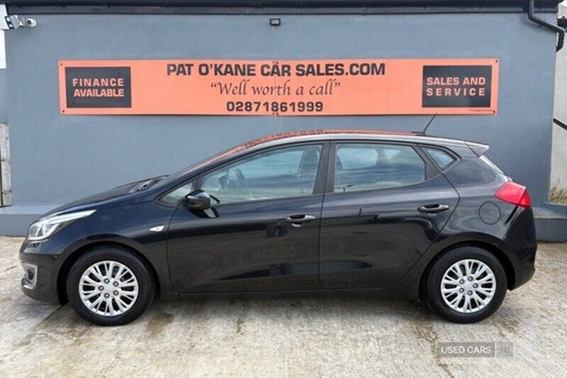 Black Used 2017 Kia Ceed 2 Hatchback | £5,950 (Fair price) - Image 1/1