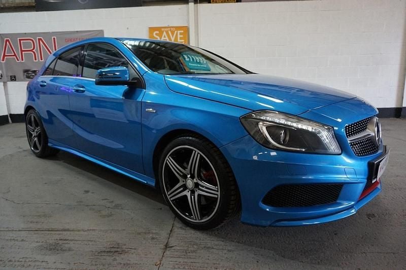 Used Mercedes A250 AMG 2014 Blue Hatchback