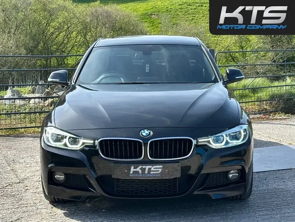 Używany BMW 320 M Sport 190 KM (139 kW) 2016 Czarny Sedan/Limuzyna
