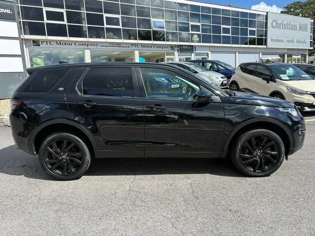 Used Land Rover Discovery Sport HSE 180 HP (132 kW) 2018 Black SUV