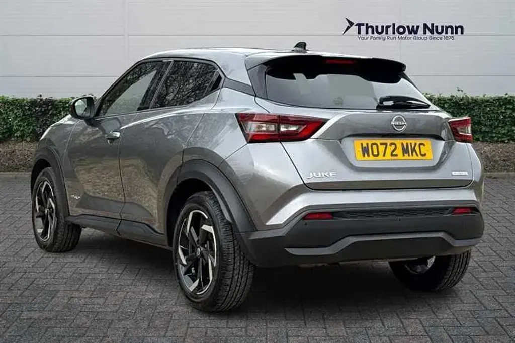 Used Nissan Juke N-Connecta 143 HP (105 kW) 2023 Grey SUV