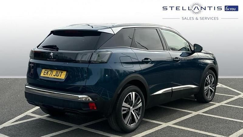 Used Peugeot 3008 Allure Premium 129 HP (94 kW) 2021 Blue SUV