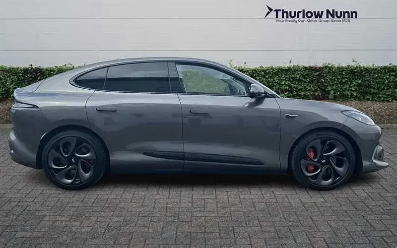 Used MG IM6 553 kW (752 HP) 2025 Silver SUV