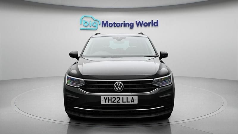 Used VW Tiguan Active 150 HP (110 kW) 2021 Grey SUV