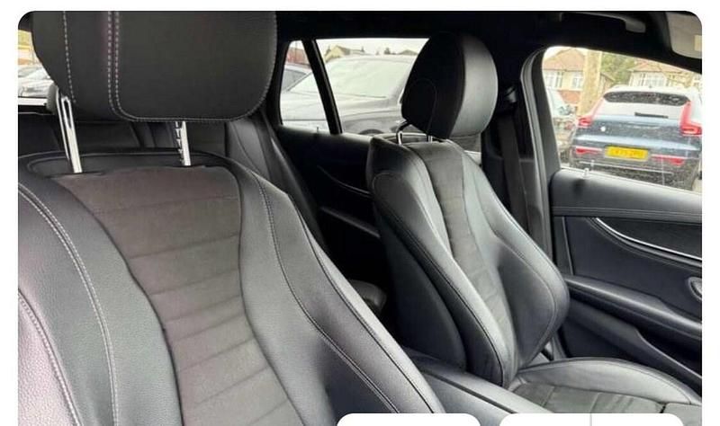 Used Mercedes E300 AMG line 2019 White Estate