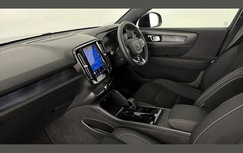 Used Volvo C40 Ultimate 169 kW (231 HP) 2022 Black SUV