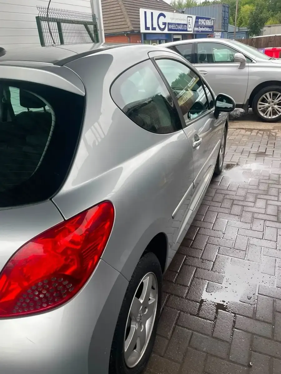Used Peugeot 207 2009 Silver Hatchback