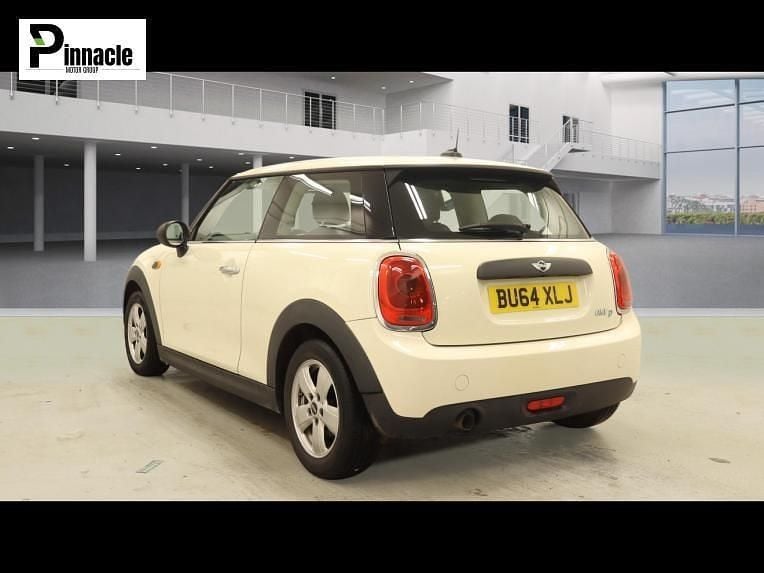 Used Mini One D Hatch 95 HP (69 kW) 2014 White Hatchback