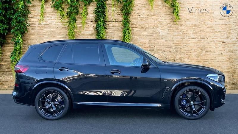 Used BMW X5 M Sport 335 HP (246 kW) 2022 Black SUV