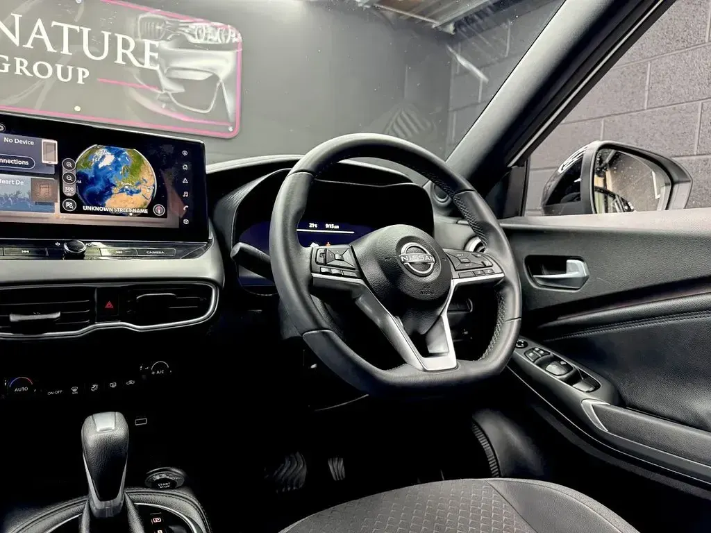 Used Nissan Juke N-Connecta 143 HP (105 kW) 2024 White SUV
