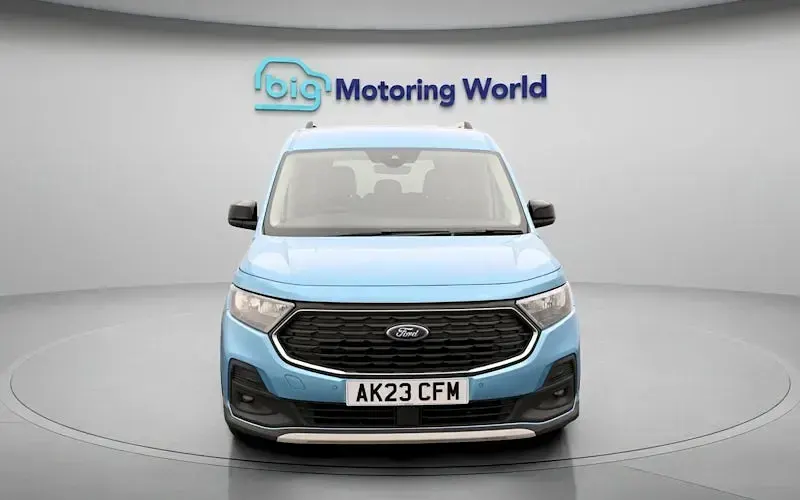 Used Ford Tourneo Connect Active 122 HP (89 kW) 2026 MPV